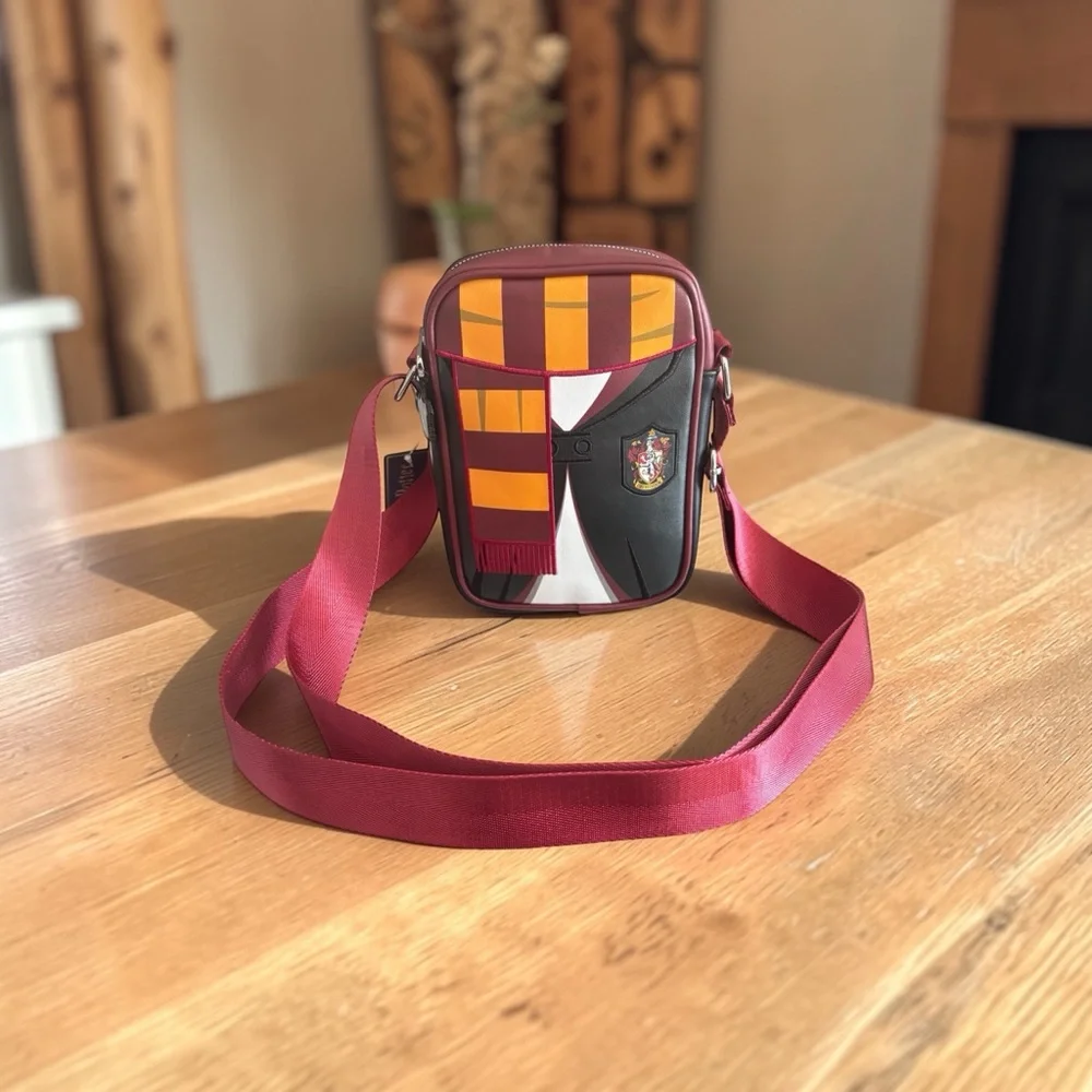 Harry Potter Gryffindor Crossbody bag Hogwarts school uniform buckle down